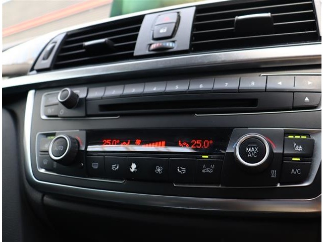 ＢＭＷ ３シリーズ ３２０Ｉ ラグジュアリー H26年 (関東) 99