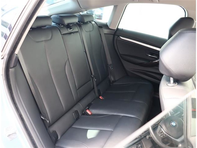 ＢＭＷ ３シリーズ ３２０Ｉ ラグジュアリー H26年 (関東) 99