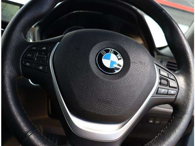 ＢＭＷ ３シリーズ ３２０Ｉ ラグジュアリー H26年 (関東) 99