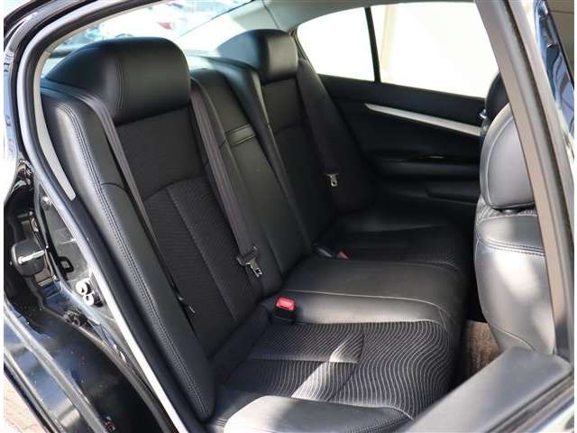 日産 スカイライン ２．５ ２５０ＧＴ H20年 (関東) 99