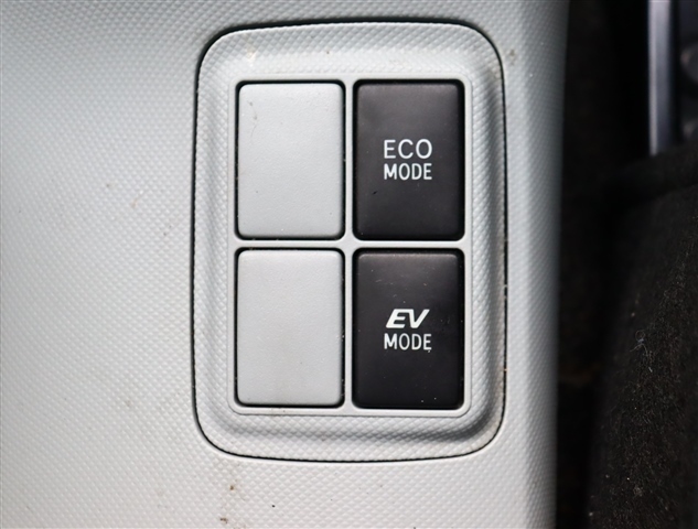 トヨタ アクア １．５ Ｓ H25年 (関東) 99