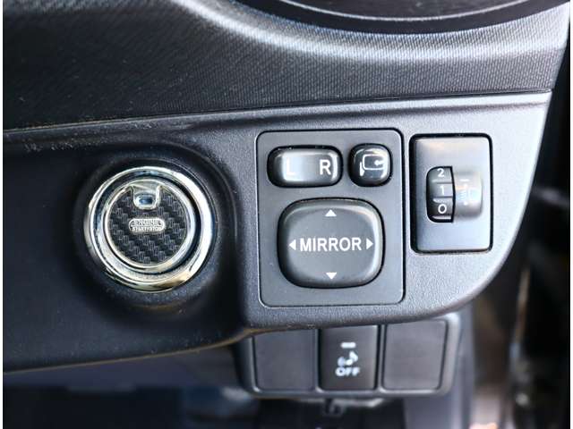 トヨタ アクア １．５ Ｓ H25年 (関東) 99