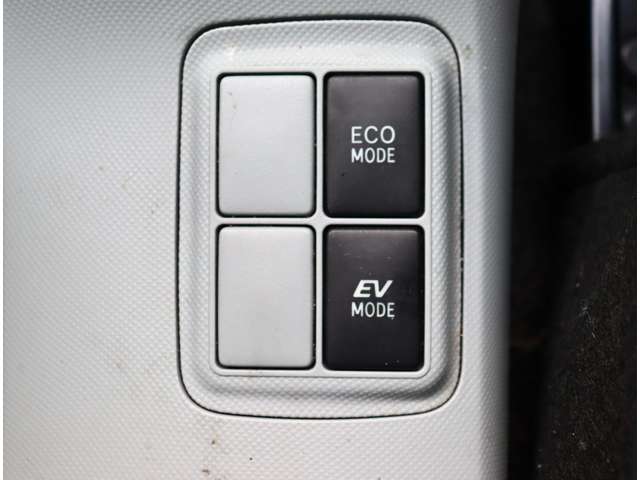 トヨタ アクア １．５ Ｓ H25年 (関東) 99