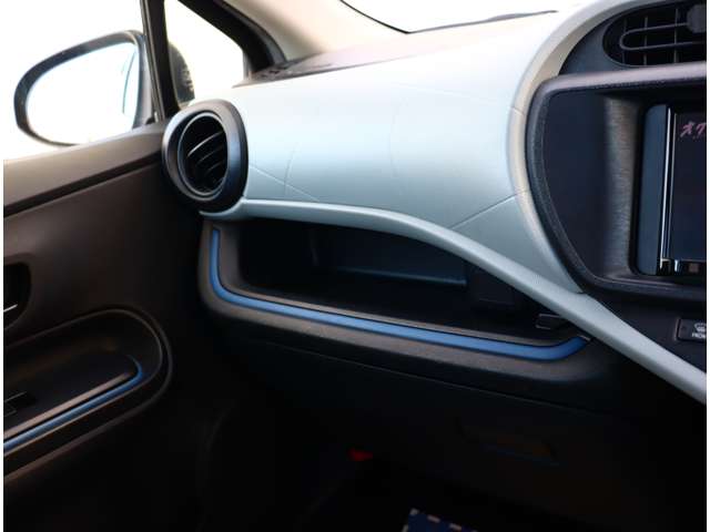 トヨタ アクア １．５ Ｓ H25年 (関東) 99