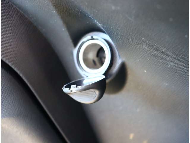 トヨタ アクア １．５ Ｓ H25年 (関東) 99