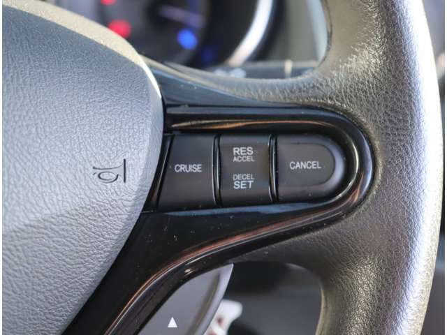 ホンダ フィット　シャトル　ハイブリッド １．３ H24年 (関東) 99