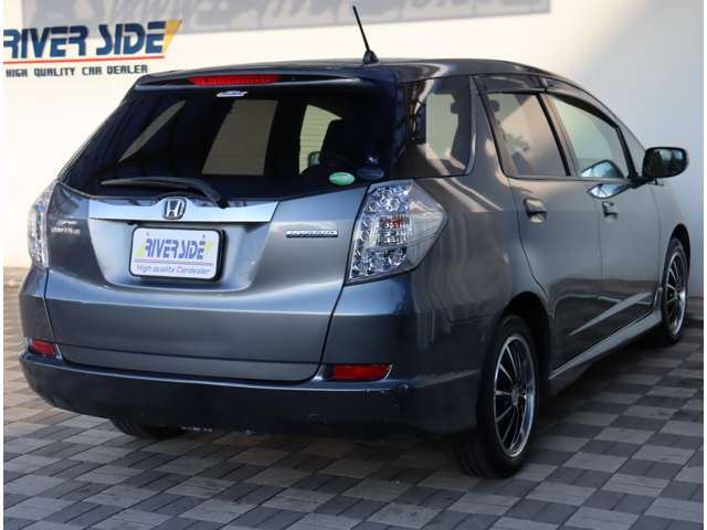 ホンダ フィット　シャトル　ハイブリッド １．３ H24年 (関東) 99