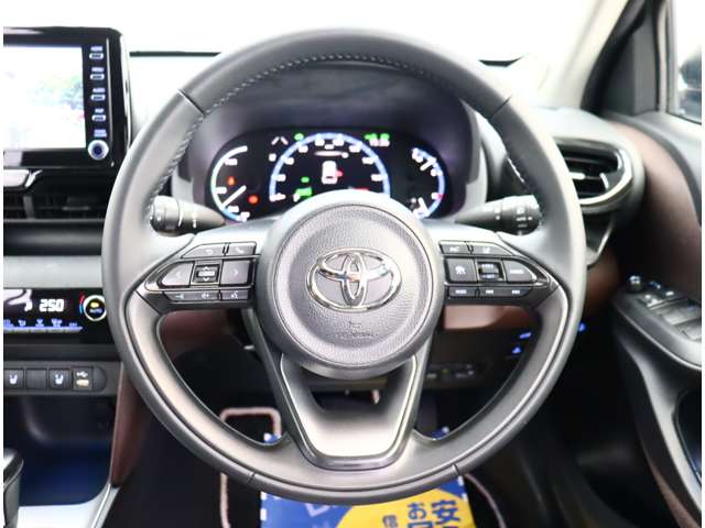 トヨタ ヤリスクロス　ハイブリッド １．５ ハイブリッド Ｚ R3年 (関東) 99