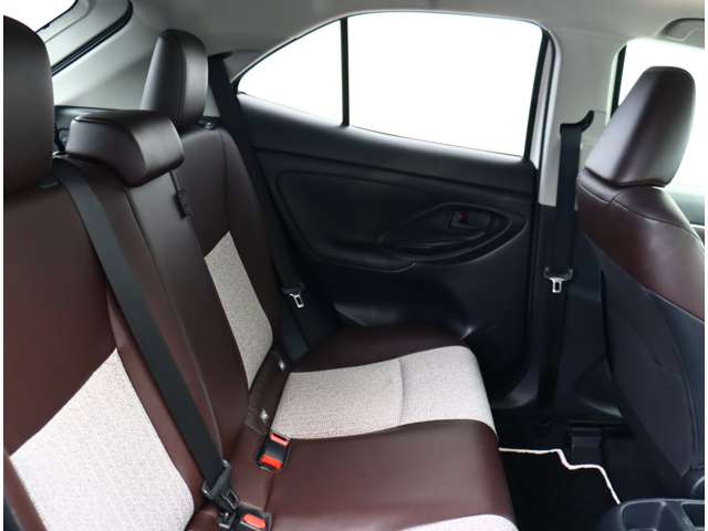 トヨタ ヤリスクロス　ハイブリッド １．５ ハイブリッド Ｚ R3年 (関東) 99