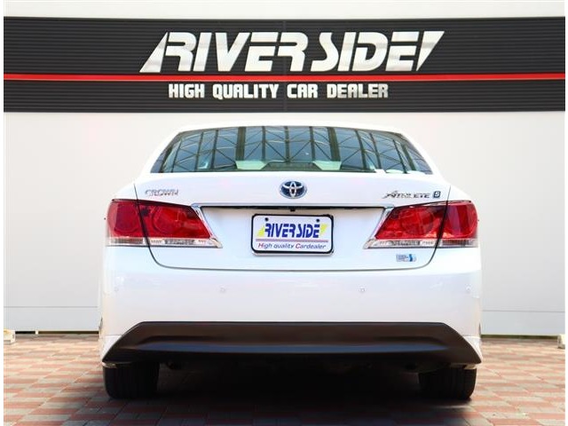 トヨタ クラウン　ハイブリッド ハイブリッド ２．５ Ｓ H25年 (関東) 99