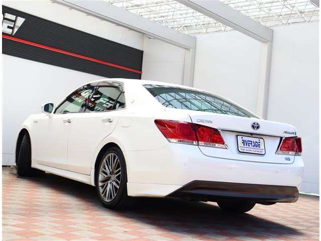 トヨタ クラウン　ハイブリッド ハイブリッド ２．５ Ｓ H25年 (関東) 99