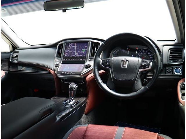 トヨタ クラウン　ハイブリッド ハイブリッド ２．５ Ｓ H25年 (関東) 99