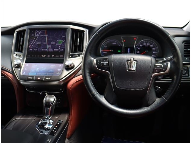 トヨタ クラウン　ハイブリッド ハイブリッド ２．５ Ｓ H25年 (関東) 99