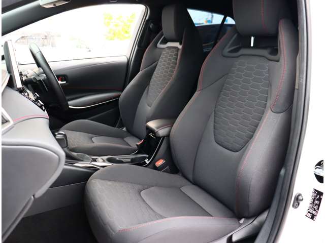 トヨタ カローラスポーツ １．２ Ｇ Ｚ ４ＷＤ R3年 (関東) 99