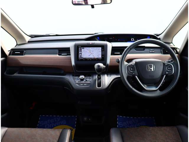 ホンダ フリード １．５ クロスター ホンダセンシング R2年 (関東) 99