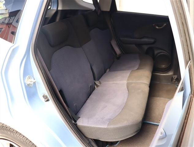 ホンダ フィット １．３ Ｇ スマートセレクション H22年 (関東) 99