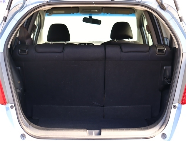 ホンダ フィット １．３ Ｇ スマートセレクション H22年 (関東) 99