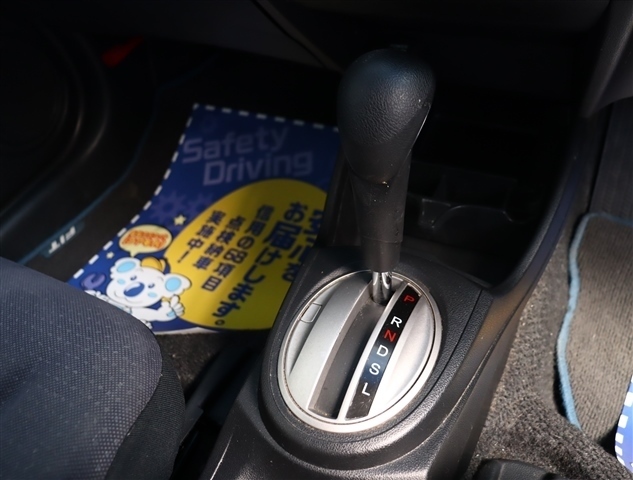 ホンダ フィット １．３ Ｇ スマートセレクション H22年 (関東) 99