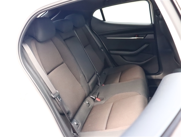 マツダ ＭＡＺＤＡ３　ファストバック １．８ ＸＤ プロアクティブ ツーリング セレクション ディーゼルターボ R5年 (関東) 99