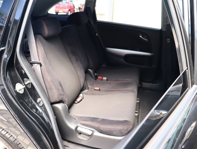 ホンダ ストリーム ２．０ ＲＳＺ H22年 (関東) 99