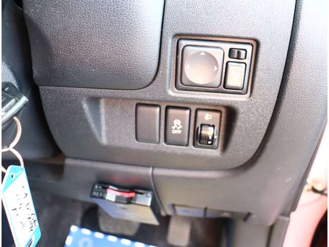 日産 マーチ １．２ Ｓ プラムインテリア H28年 (関東) 99