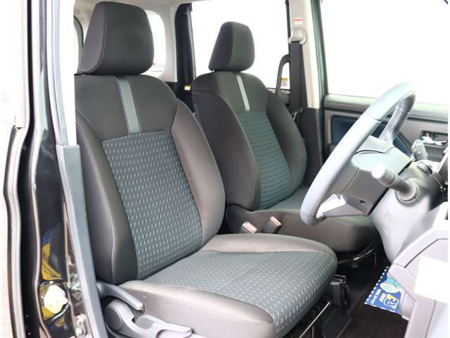 トヨタ ルーミー １．０ カスタム Ｇ R5年 (関東) 99