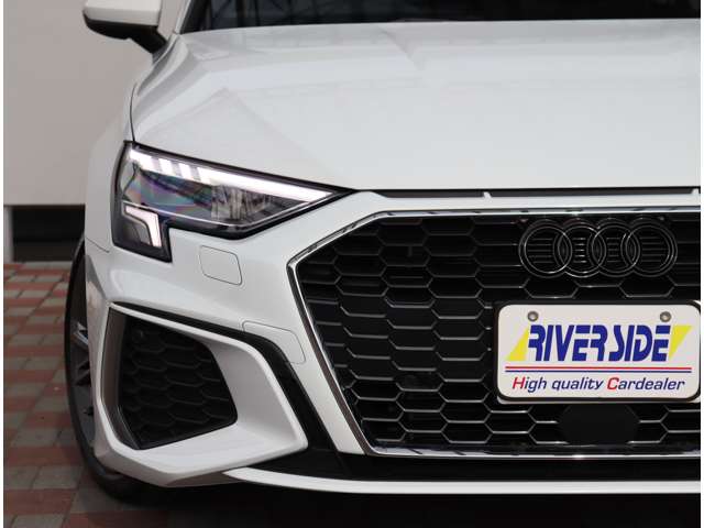 アウディ Ａ３　スポーツバック ３０　ＴＦＳＩ　Ｓライン R5年 (関東) 99