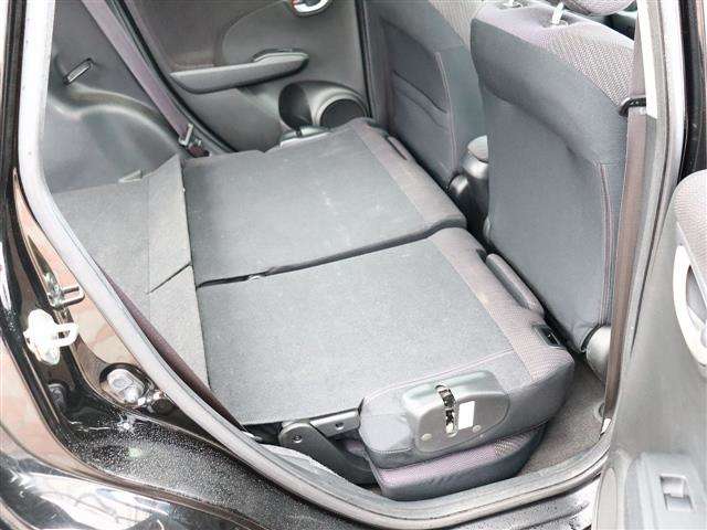 ホンダ フィット　ハイブリッド １．３ ナビプレミアムセレクション H22年 (関東) 99