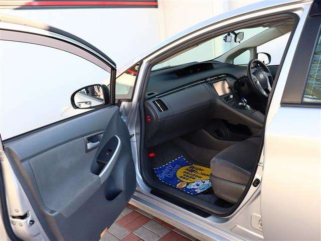 トヨタ プリウス １．８ Ｓ H24年 (関東) 99