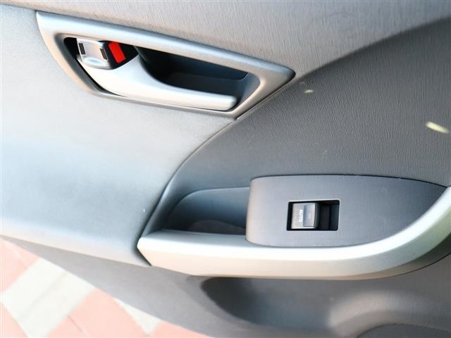 トヨタ プリウス １．８ Ｓ H24年 (関東) 99