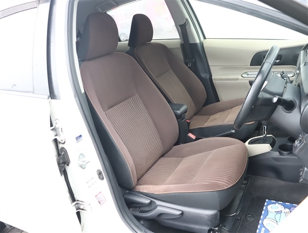 トヨタ アクア １．５ Ｇ H24年 (関東) 99