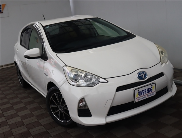 トヨタ アクア １．５ Ｇ H24年 (関東) 99