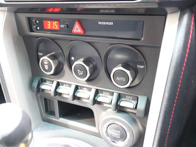 トヨタ ８６ ２．０ ＧＴ H25年 (関東) 99