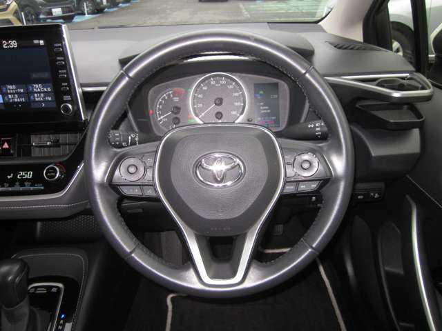 トヨタ カローラ　ツーリング　ハイブリッド １．８ ハイブリッド Ｓ R2年 (関東) 99