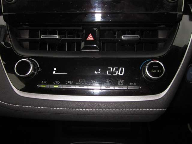 トヨタ カローラ　ツーリング　ハイブリッド １．８ ハイブリッド Ｓ R2年 (関東) 99