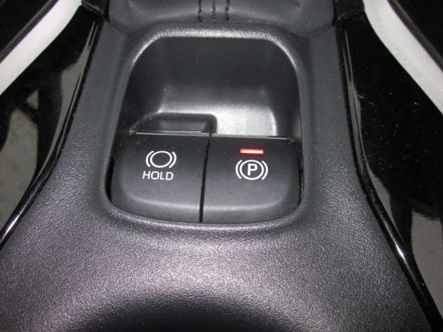 トヨタ カローラ　ツーリング　ハイブリッド １．８ ハイブリッド Ｓ R2年 (関東) 99