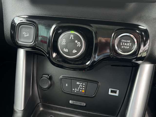 シトロエン Ｃ３　エアクロス　ＳＵＶ シャイン　パッケージ R2年 (関東) 99