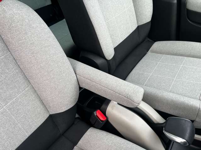 シトロエン Ｃ３　エアクロス　ＳＵＶ シャイン　パッケージ R2年 (関東) 99