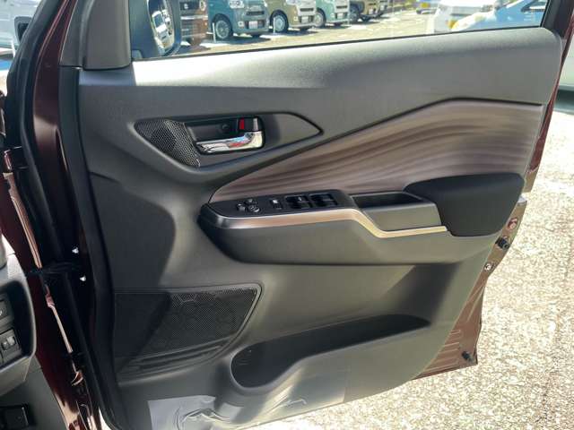 スズキ ソリオ １．２ バンディット ハイブリッド ＭＶ R7年 (関東) 99