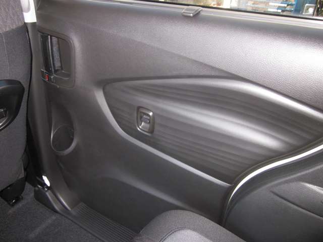 スズキ ソリオ １．２ バンディット ハイブリッド ＭＶ R7年 (関東) 99