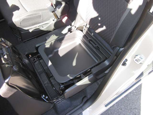 スズキ ソリオ １．２ バンディット ハイブリッド ＭＶ R7年 (関東) 99