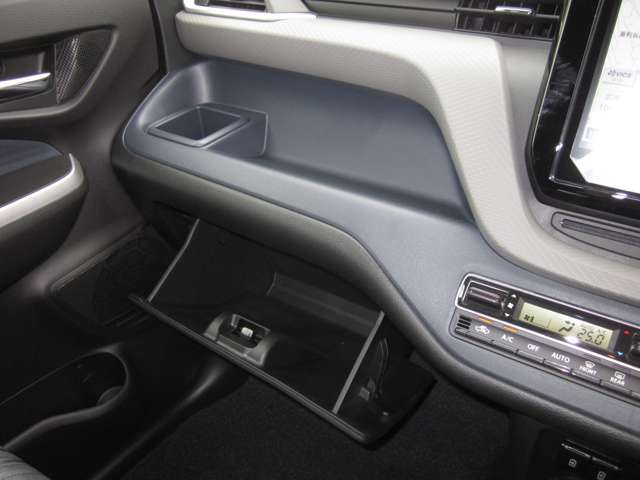 スズキ ソリオ １．２ ハイブリッド ＭＺ R7年 (関東) 99