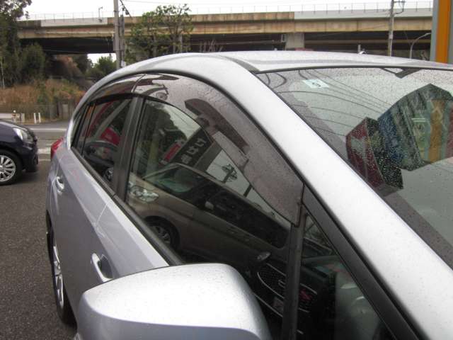 スバル インプレッサスポーツ ２．０ Ｉ アイサイト ４ＷＤ H26年 (関東) 99