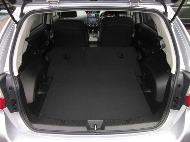 スバル インプレッサスポーツ ２．０ Ｉ アイサイト ４ＷＤ H26年 (関東) 99