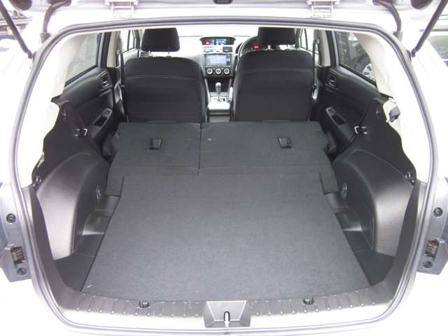 スバル インプレッサスポーツ ２．０ Ｉ アイサイト ４ＷＤ H26年 (関東) 99