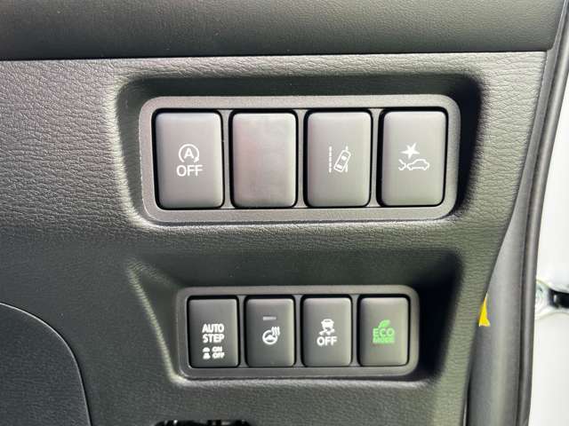 三菱 デリカ　Ｄ：５ ２．２ シャモニー 電動サイドステップ装着車 ディーゼルターボ ４ＷＤ R6年 (関東) 99