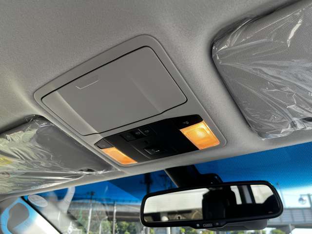 三菱 デリカ　Ｄ：５ ２．２ シャモニー 電動サイドステップ装着車 ディーゼルターボ ４ＷＤ R6年 (関東) 99