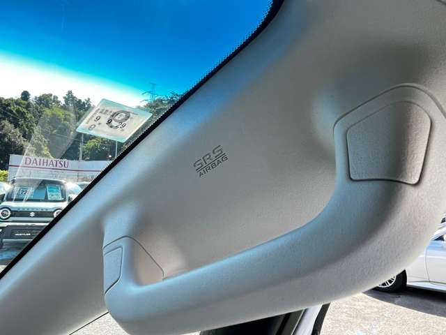 三菱 デリカ　Ｄ：５ ２．２ シャモニー 電動サイドステップ装着車 ディーゼルターボ ４ＷＤ R6年 (関東) 99