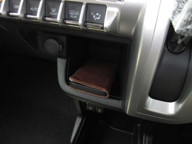 スズキ クロスビー １．０ ハイブリッド ＭＺ R6年 (関東) 99