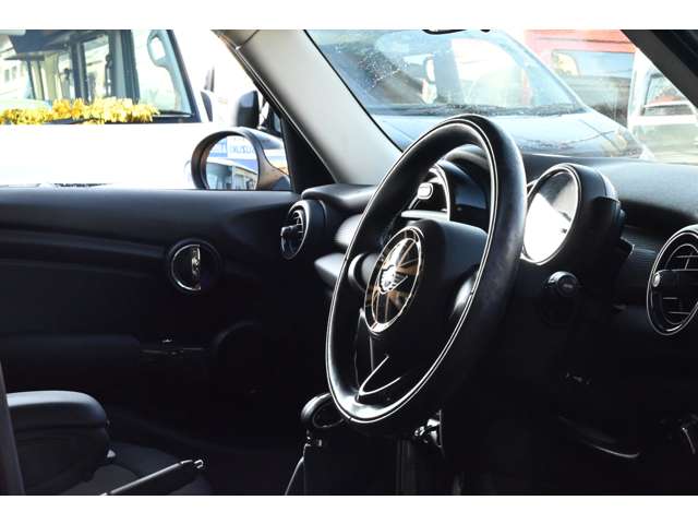 ミニ ミニ クーパー ５ドア H27年 (近畿) 99